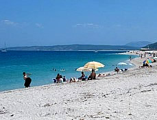 Gyra Beach